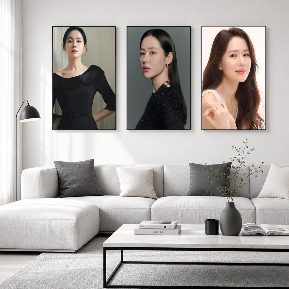 Póster de la actriz Son Ye-jin - Home Office Ye reseña y precio