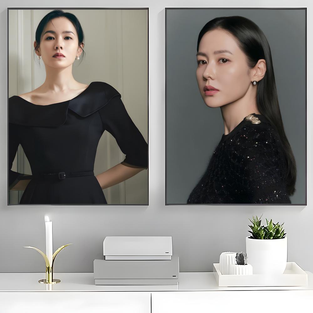 Póster de la actriz Son Ye-jin - Home Office Ye reseña y precio